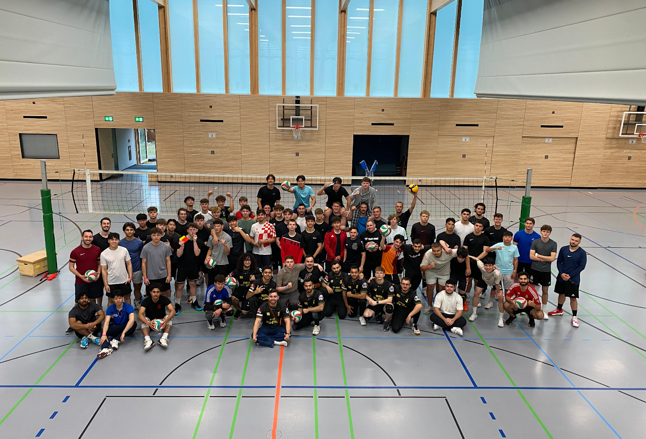 Gruppenfoto aller Spieler – 1